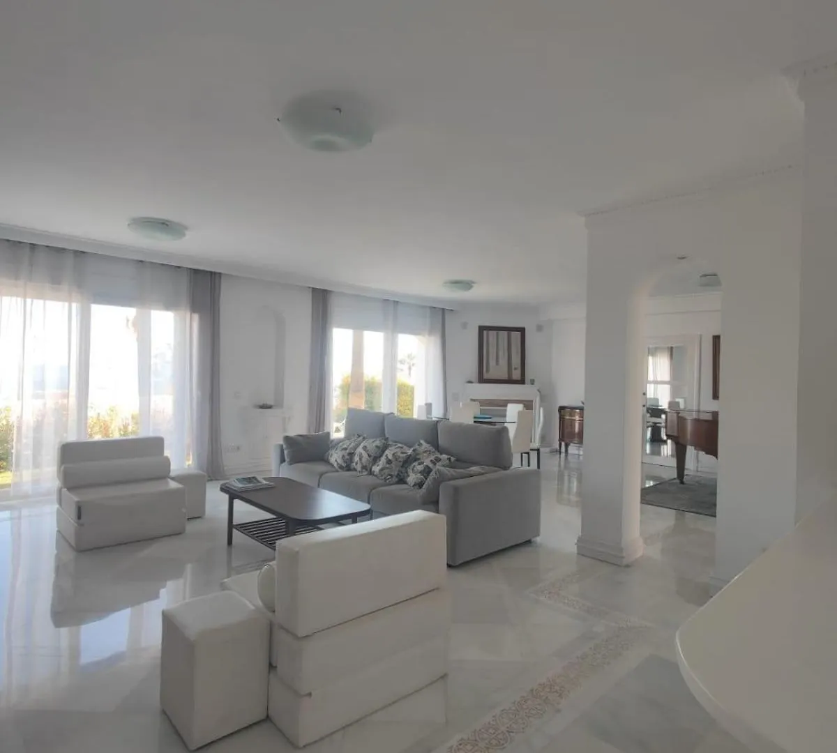 Puerto Banus Beach Marbella Apartment